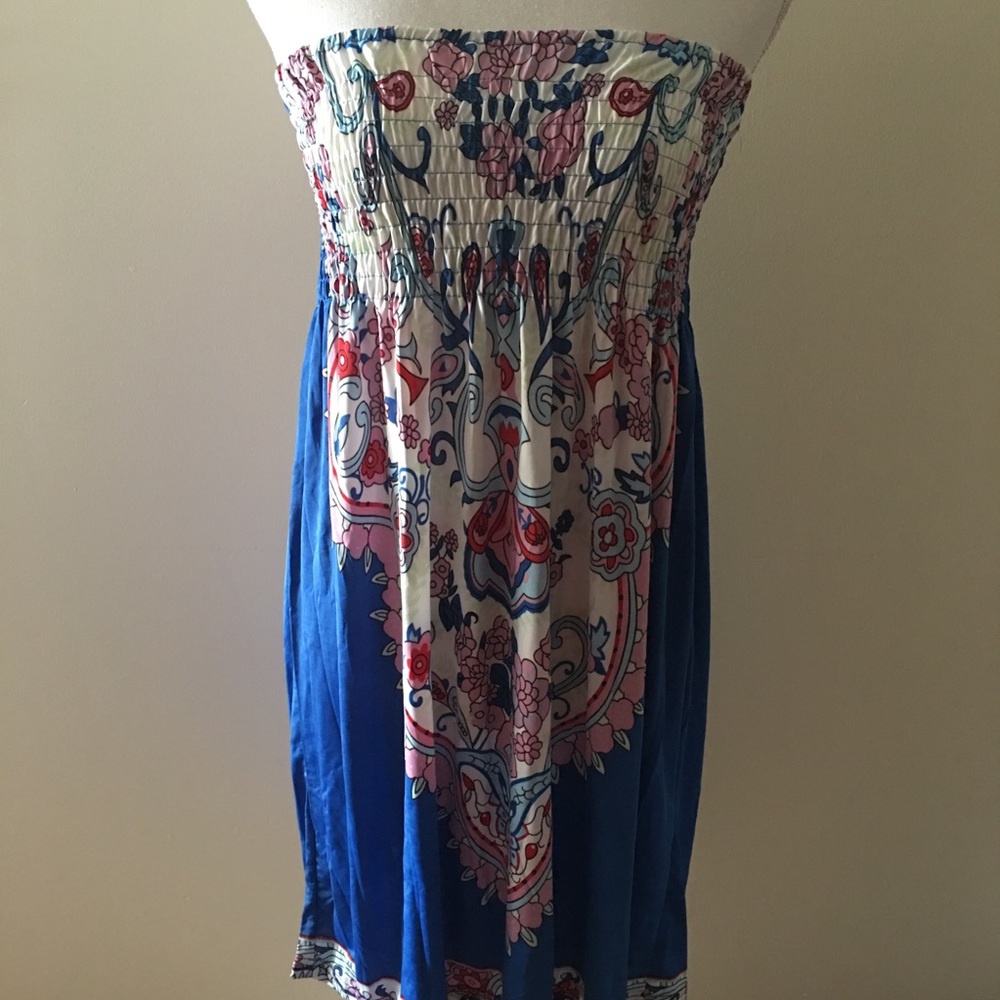 🌻3/$20 NWOT Strapless tube dress